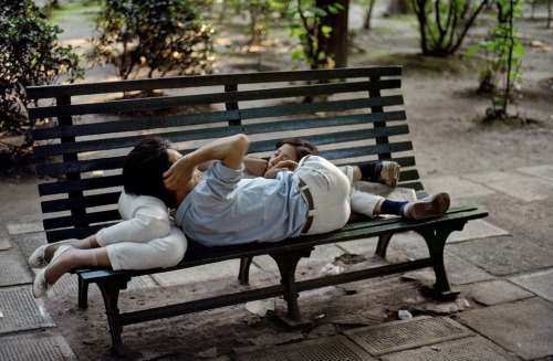 Steve McCurry, Şanghay, Çin (1989). Magnum Photos.